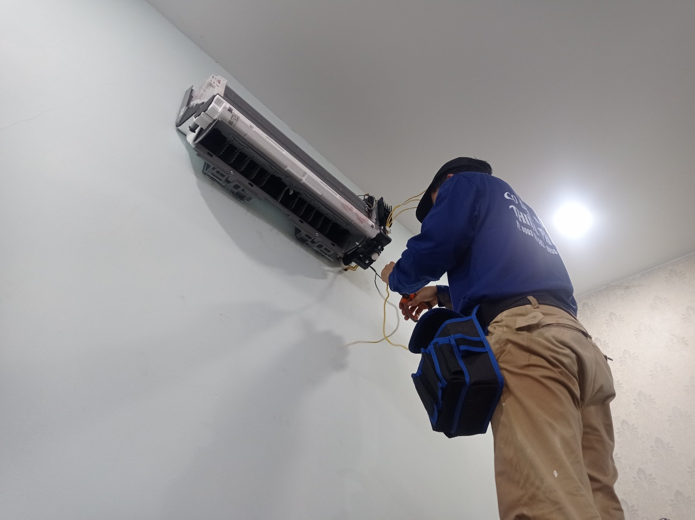 Dịch vụ lắp đặt máy lạnh chuyên nghiệp